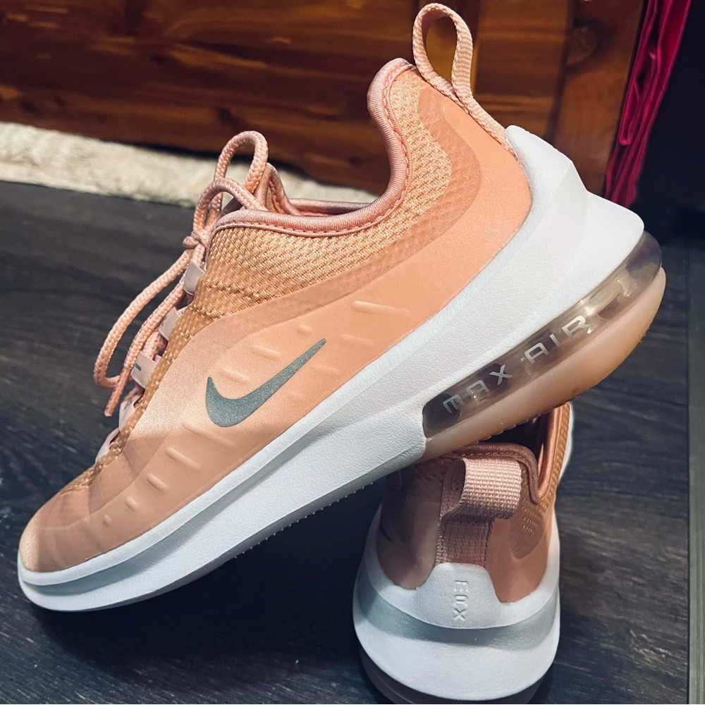 Nike Air Max 270